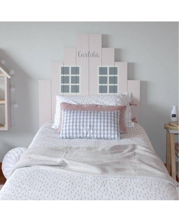 Cabecero casa ventanas