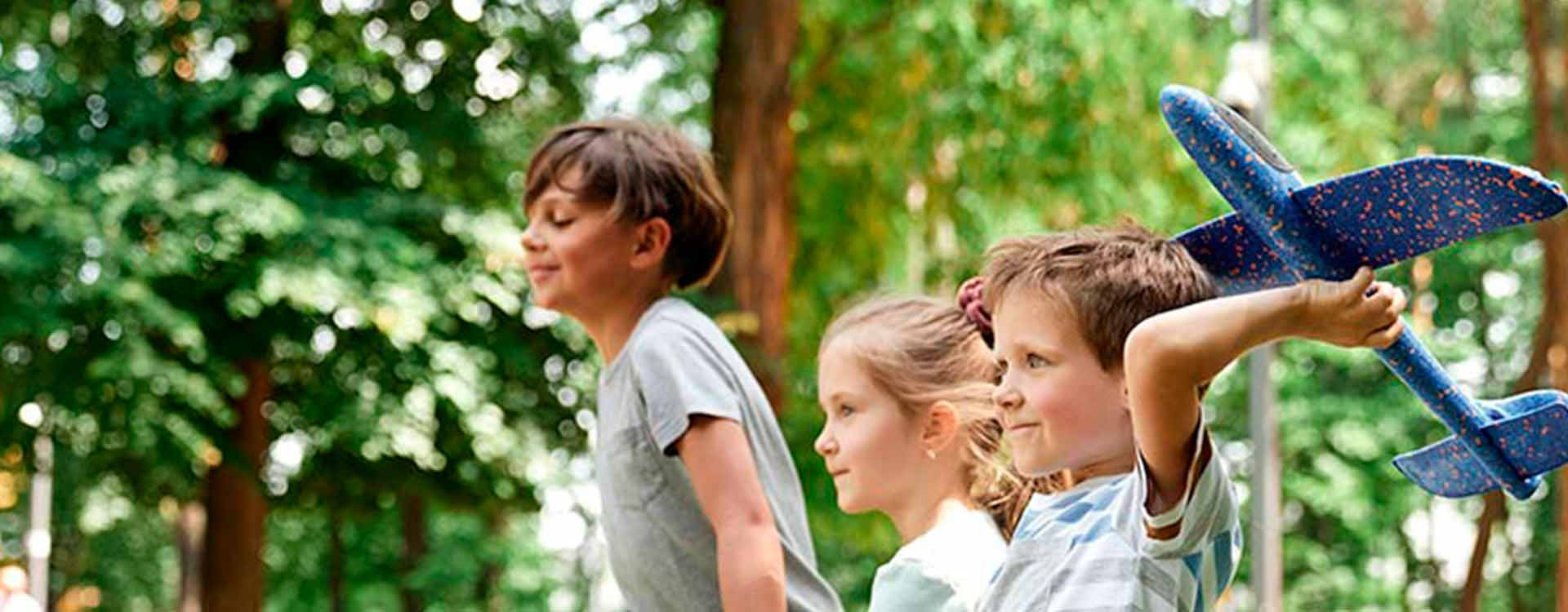Actividades Montessori al aire libre para niños