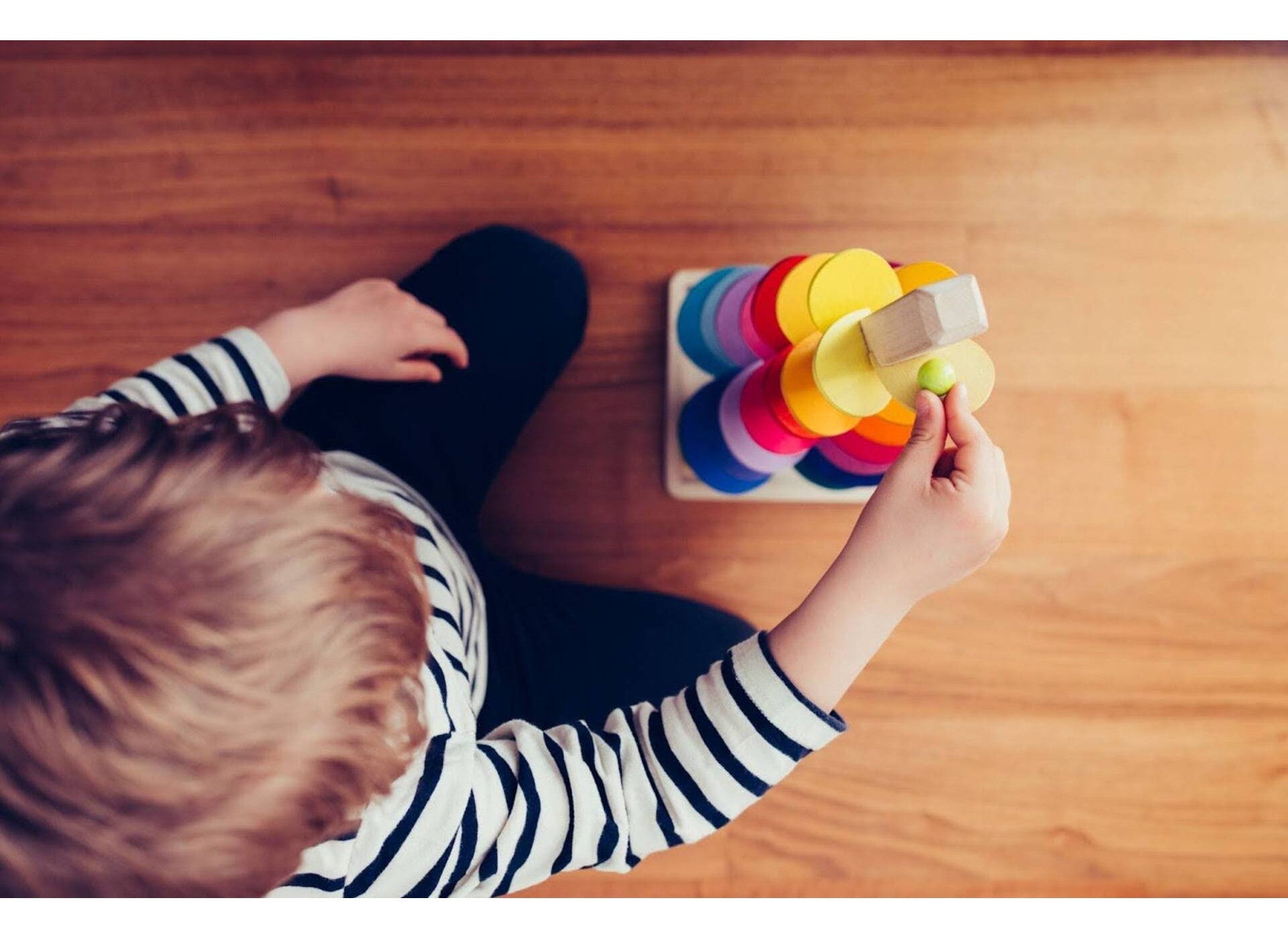 Árbol musical Montessori: un recurso sensorial clave para el desarrollo infantil