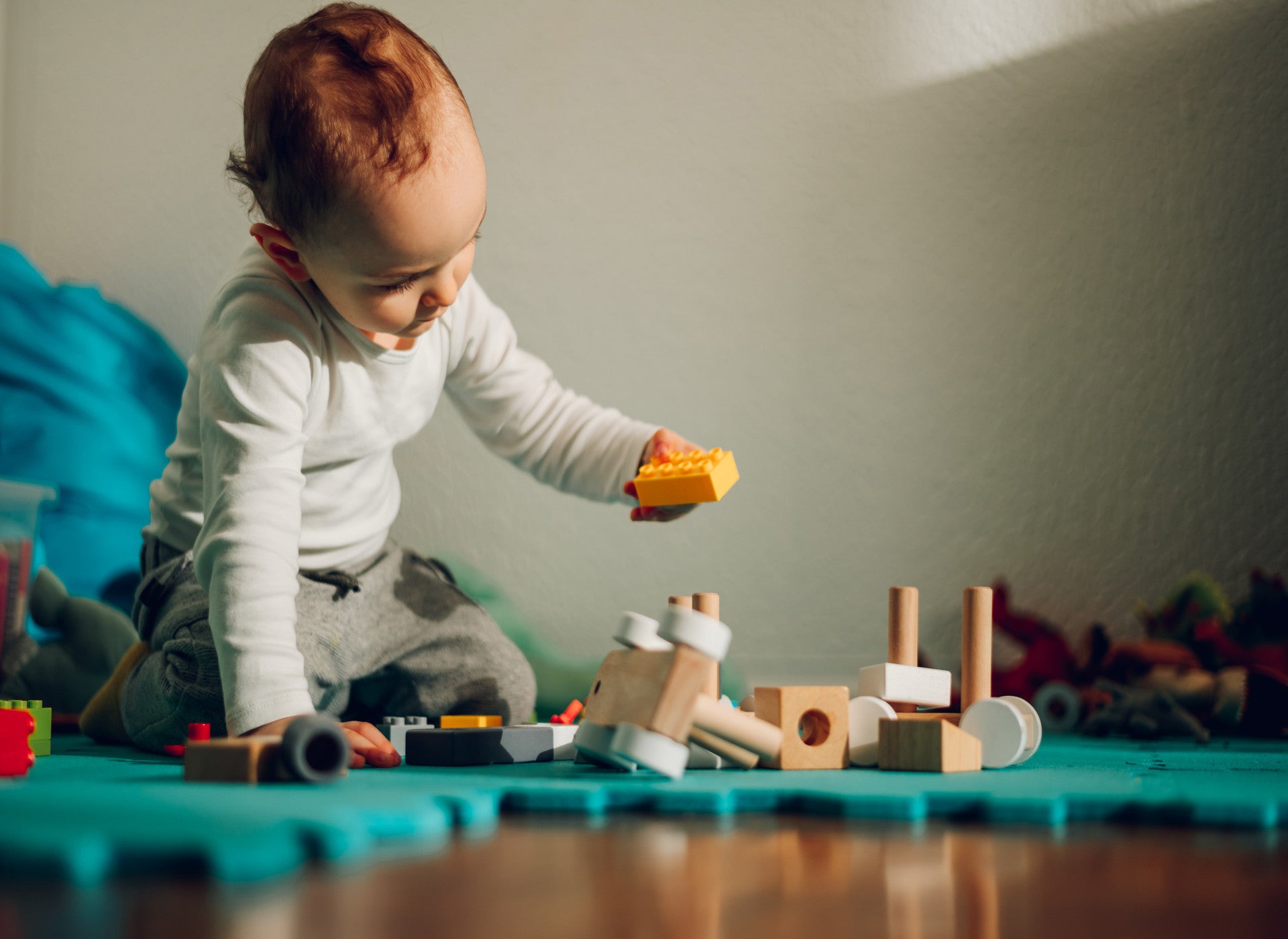 Juegos Montessori para niños de 1 año y medio: estimulación y aprendizaje temprano