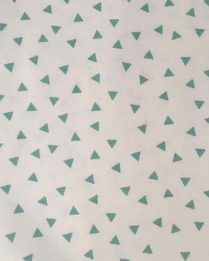 Tipi triángulos verdes