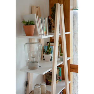 Estantería escalera