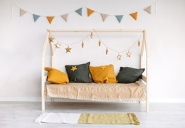Cómo hacer una guirnalda para la cama Montessori