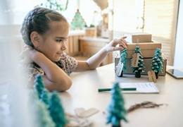 Cómo vivir una Navidad Montessori acompañando las emociones del niño